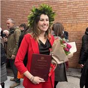 Sono una studentessa universitaria. Disponibile per lezioni di inglese di qualsiasi livello.